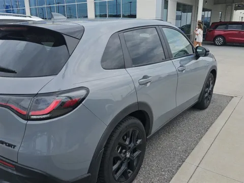 More photos of 2023 Honda HR-V Sport at Airport Honda, TN