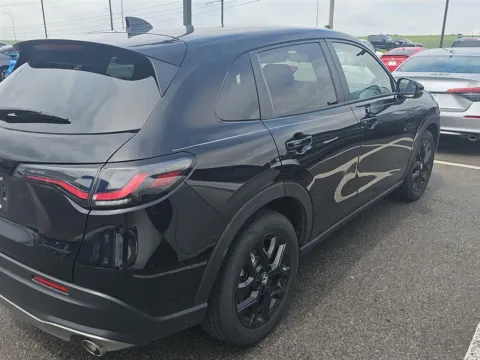 More photos of 2025 Honda HR-V Sport at Airport Honda, TN