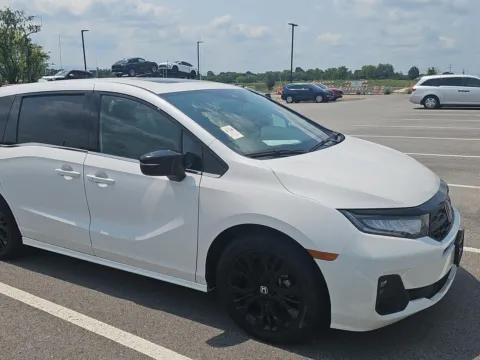 More photos of 2025 Honda Odyssey Sport-L at Airport Honda, TN