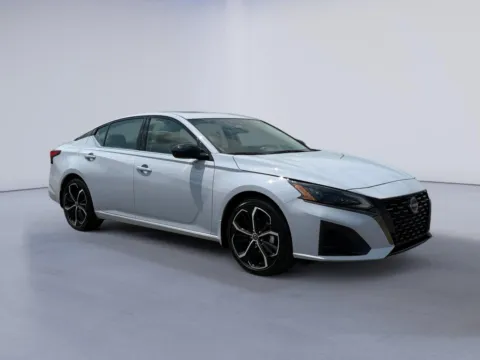 Gray 2023 Nissan Altima 2.5 SR for sale in Alcoa, TN