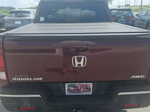 More photos of 2019 Honda Ridgeline RTL-T at Airport Honda, TN