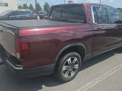 More photos of 2019 Honda Ridgeline RTL-T at Airport Honda, TN