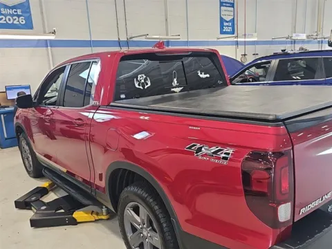 Photos of 2021 Honda Ridgeline RTL for sale in Alcoa, TN at Airport Honda