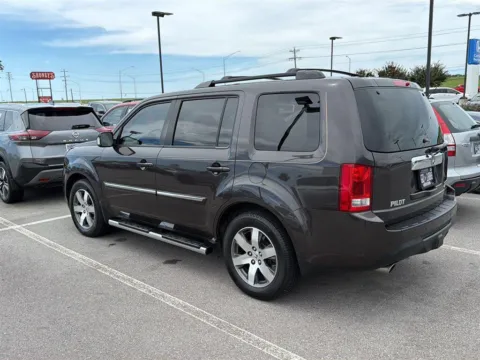 Another view of 2013 Honda Pilot Touring for sale in Alcoa, TN at Airport Honda