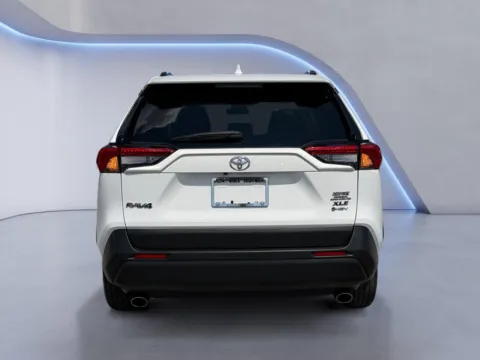 More photos of 2025 Toyota RAV4 Hybrid XLE at Airport Honda, TN