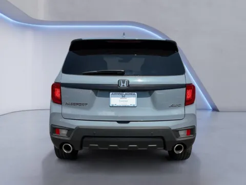 More photos of 2023 Honda Passport EX-L at Airport Honda, TN