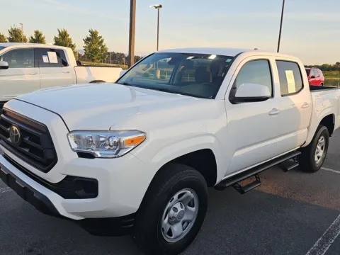 White 2023 TOYOTA Tacoma SR V6 for sale in Alcoa, TN