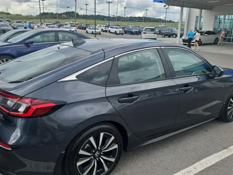 More photos of 2024 Honda Civic EX-L at Airport Honda, TN