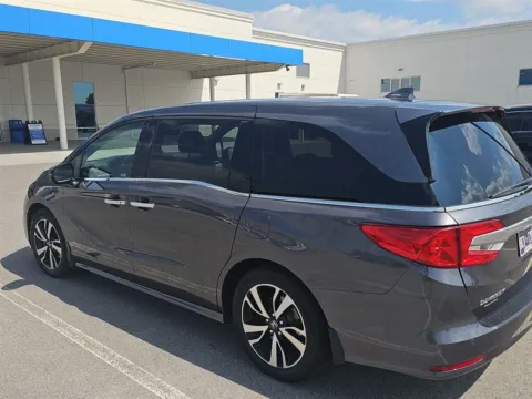 Photos of 2018 Honda Odyssey Elite for sale in Alcoa, TN at Airport Honda