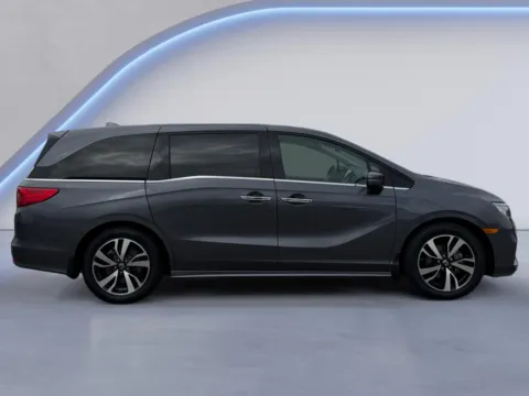 Photos of 2018 Honda Odyssey Elite for sale in Alcoa, TN at Airport Honda