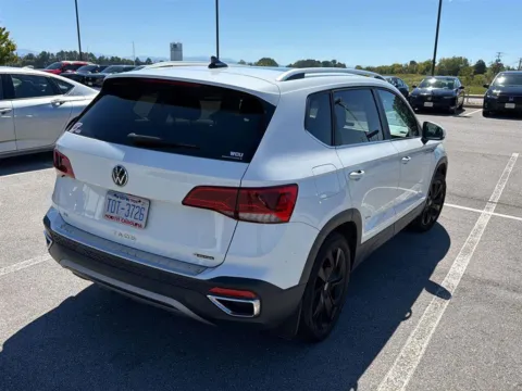 More photos of 2022 Volkswagen Taos SE at Airport Honda, TN
