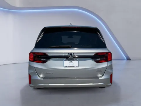 More photos of 2025 Honda Odyssey EX-L at Airport Honda, TN