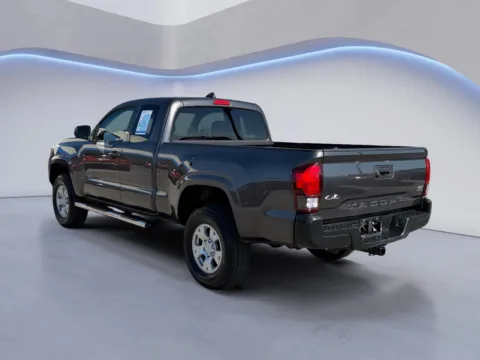 More photos of 2021 Toyota Tacoma SR at Airport Honda, TN