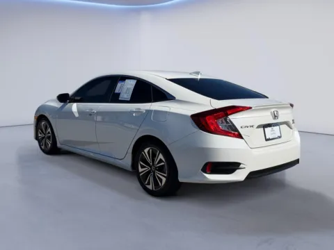 More photos of 2018 Honda Civic Sedan EX-T at Airport Honda, TN