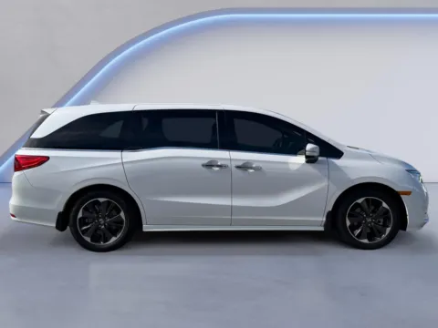 Photos of 2024 Honda Odyssey Elite for sale in Alcoa, TN at Airport Honda