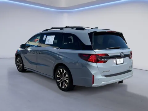 More photos of 2025 Honda Odyssey Elite at Airport Honda, TN