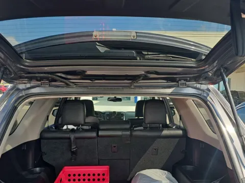 More photos of 2017 Toyota 4Runner Limited at Airport Honda, TN