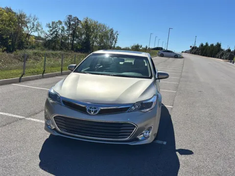 Another view of 2014 Toyota Avalon Hybrid XLE Touring for sale in Alcoa, TN at Airport Honda
