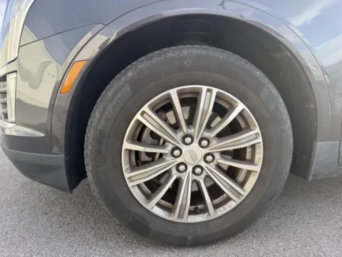 More photos of 2017 Cadillac XT5 Luxury AWD at Airport Honda, TN