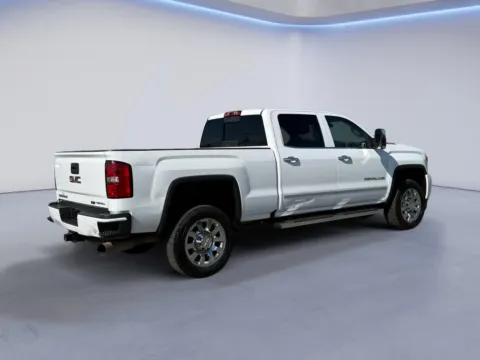 Another view of 2019 GMC Sierra 2500 HD Denali for sale in Alcoa, TN at Twin City Buick GMC