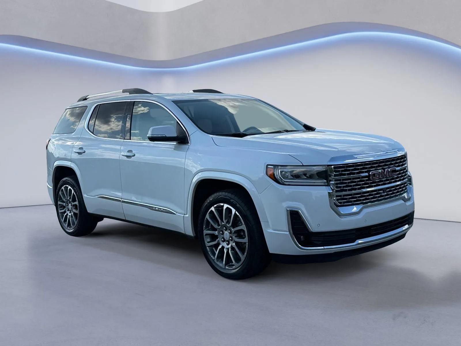 White 2023 GMC Acadia Denali for sale in Alcoa, TN