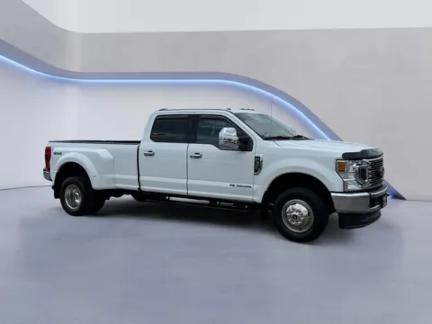 White 2021 Ford Super Duty F-350 DRW XLT for sale in Alcoa, TN
