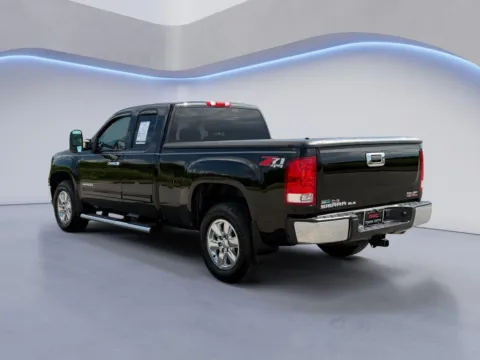 More photos of 2012 GMC Sierra 1500 SLE at Twin City Buick GMC, TN