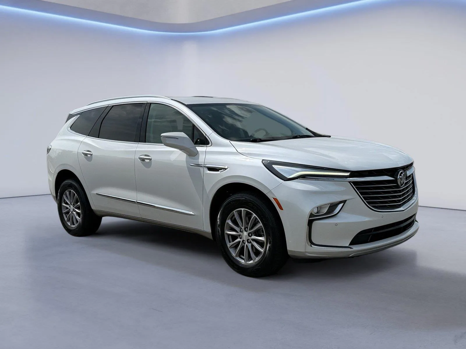 White 2022 Buick Enclave Essence for sale in Alcoa, TN