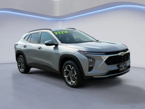Gray 2025 Chevrolet Trax LT for sale in Alcoa, TN