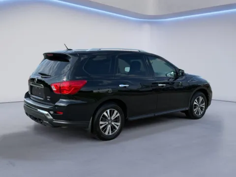 Another view of 2017 Nissan Pathfinder SL for sale in Alcoa, TN at Twin City Buick GMC