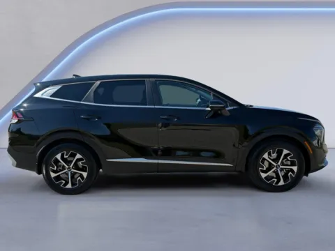 Photos of 2025 Kia Sportage EX for sale in Alcoa, TN at Twin City Buick GMC