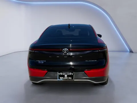 More photos of 2023 Toyota Crown Platinum at Twin City Buick GMC, TN