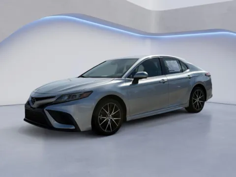 Silver 2024 Toyota Camry SE for sale in Alcoa, TN
