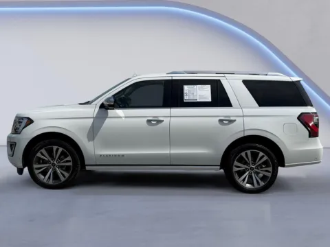 Photos of 2021 Ford Expedition Platinum for sale in Alcoa, TN at Twin City Hyundai