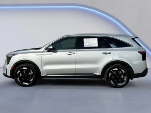 Photos of 2025 Kia Sorento Hybrid SX Prestige for sale in Alcoa, TN at Twin City Hyundai