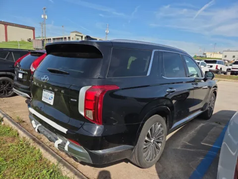 More photos of 2024 Hyundai Palisade Calligraphy at Twin City Hyundai, TN