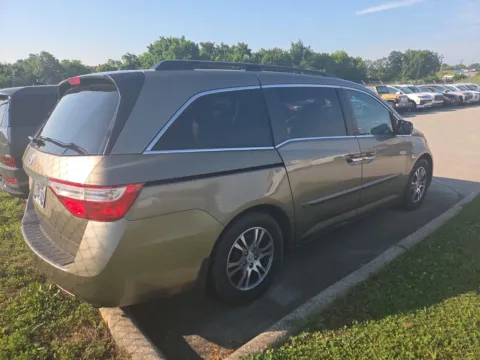 More photos of 2013 Honda Odyssey EX-L at Twin City Hyundai, TN