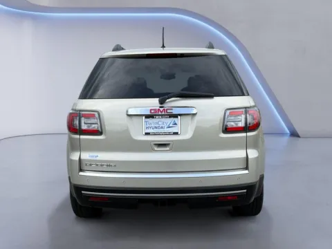 More photos of 2013 GMC Acadia SLT at Twin City Hyundai, TN
