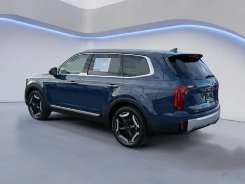 More photos of 2023 KIA TELLURIDE S at Twin City Hyundai, TN