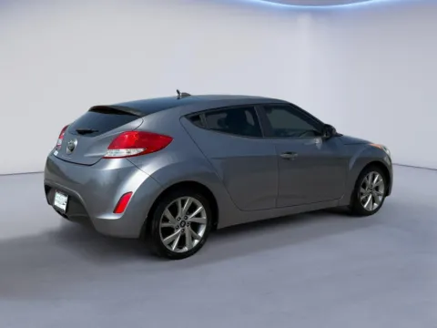 More photos of 2016 Hyundai Veloster at Twin City Hyundai, TN