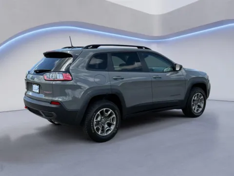 More photos of 2022 Jeep Cherokee Trailhawk at Twin City Hyundai, TN