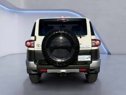 More photos of 2012 Toyota FJ Cruiser at Twin City Hyundai, TN