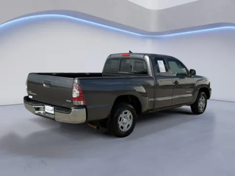 More photos of 2014 Toyota Tacoma at Twin City Hyundai, TN