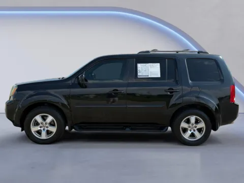 Photos of 2011 Honda Pilot EX-L for sale in Alcoa, TN at Twin City Hyundai