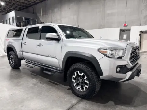 More photos of 2020 Toyota Tacoma TRD Off-Road at Indy Wholesale Direct, IN