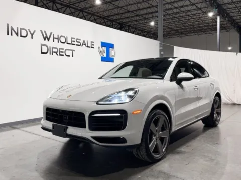 More photos of 2023 Porsche Cayenne Coupe Platinum Edition at Indy Wholesale Direct, IN