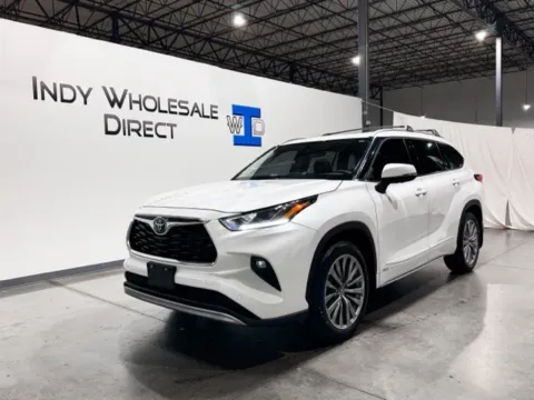 More photos of 2025 Toyota Highlander Hybrid Limited 25th Edition at Indy Wholesale Direct, IN