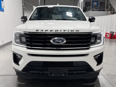 More photos of 2021 Ford Expedition Limited at Indy Wholesale Direct, IN