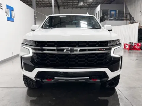 More photos of 2022 Chevrolet Suburban Z71 at Indy Wholesale Direct, IN