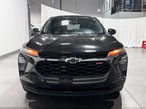 More photos of 2024 Chevrolet Trax 1RS at Indy Wholesale Direct, IN